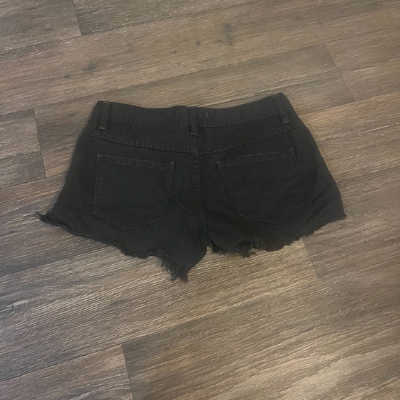 Free People Women’s Black Distressed Denim Button Fly Festival Cutoff Shorts - Picture 6 of 6